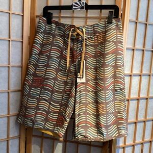 DC Skateboarding Dosage Patterned Board Shorts Men's Size 32